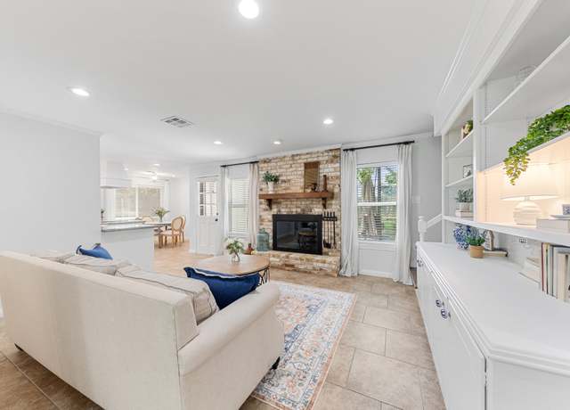 Property at 14714 Broadgreen Dr, Houston, TX 77079, 4 beds, 2.5 baths