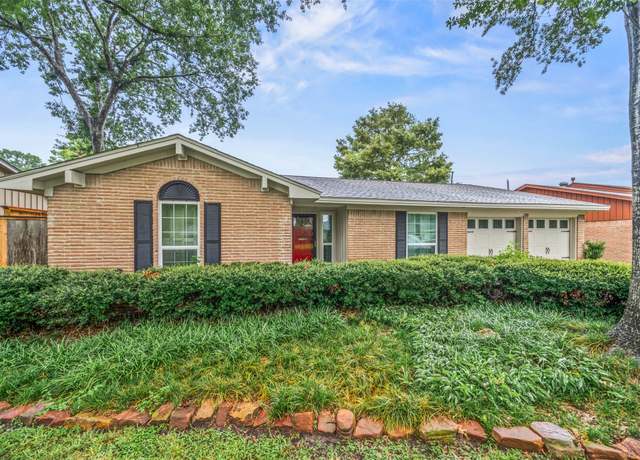 Property at 6918 Pine Grove Dr, Houston, TX 77092, 3 beds, 2 baths
