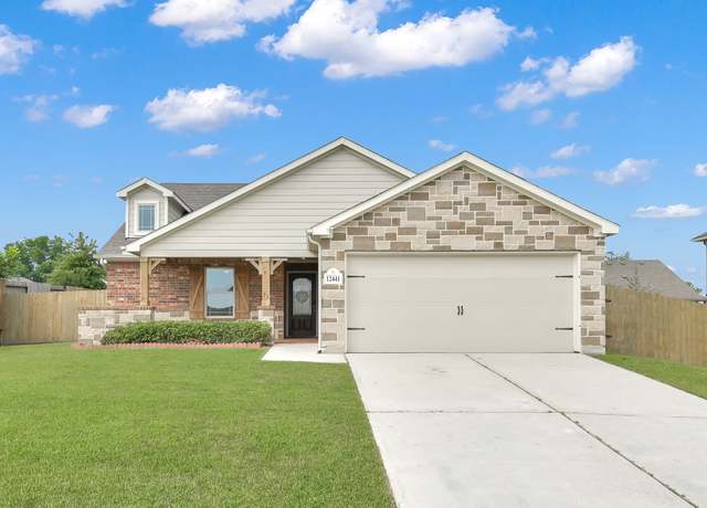 Property at 12441 Hackberry, Willis, TX 77318, 4 beds, 2 baths