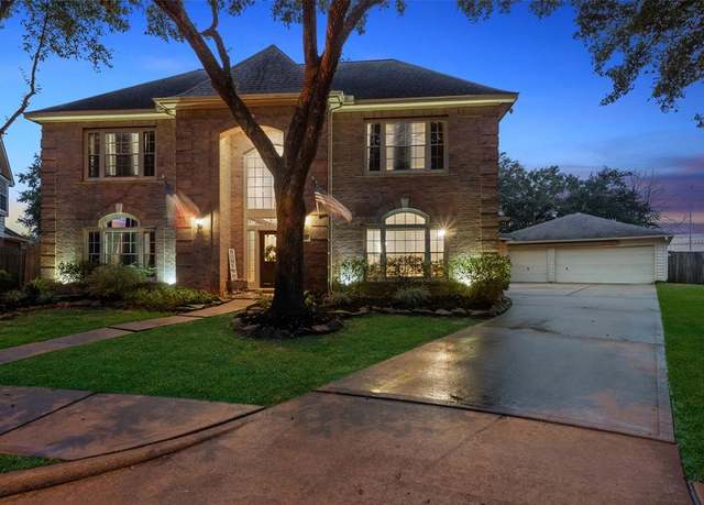 Property at 1602 Crescent Point Dr, Katy, TX 77494, 4 beds, 3.5 baths