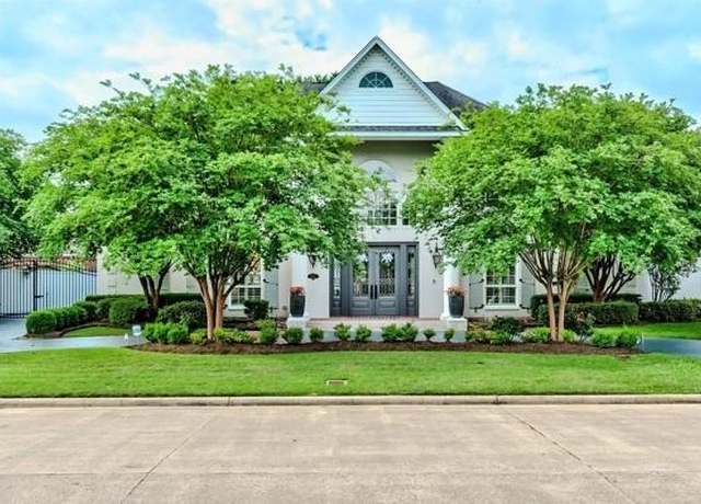 Property at 5065 Oakmont Dr, Beaumont, TX 77706, 4 beds, 4 baths