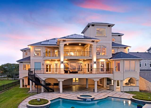 Property at 2220 Todville Rd, Seabrook, TX 77586, 5 beds, 6 baths