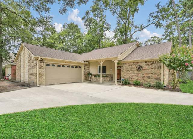 Property at 35 Dover Dr, Conroe, TX 77304, 3 beds, 2 baths