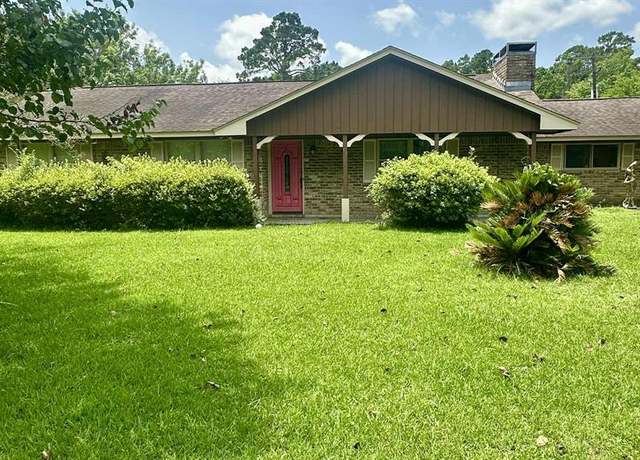 Property at 13 Whitewing St, Dayton, TX 77535, 2 beds, 2.5 baths