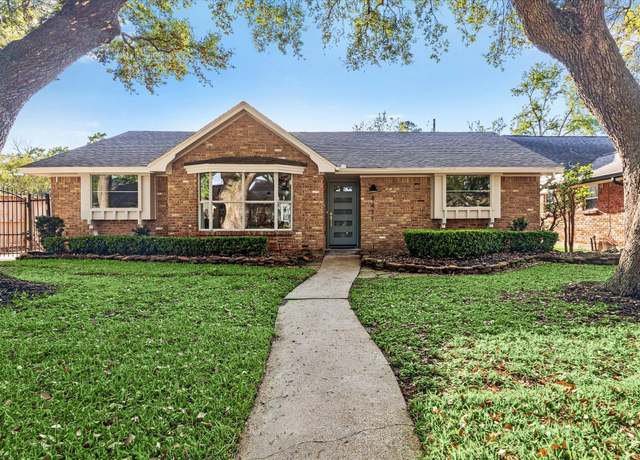 Property at 4411 Colchester St, Houston, TX 77018, 3 beds, 2 baths