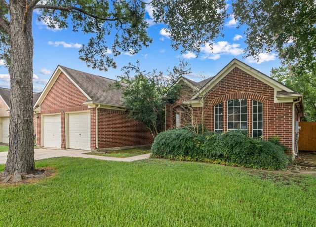 Property at 30927 N Head Dr, Spring, TX 77386, 3 beds, 2 baths