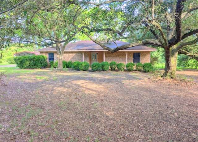 Property at 141 County Road 1545, Crockett, TX 75835, 3 beds, 2 baths