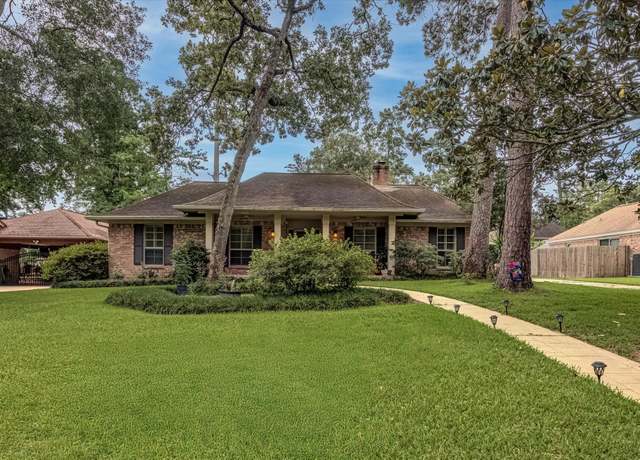 Property at 2222 Seven Oaks Dr, Kingwood, TX 77339, 4 beds, 2.5 baths