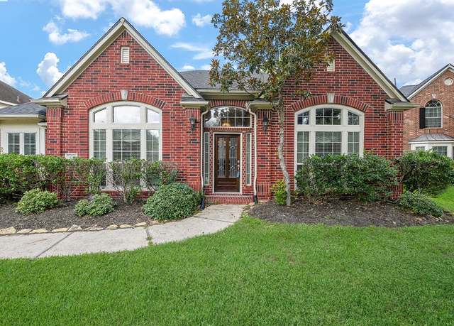 Property at 14719 Golden Bough Ln, Humble, TX 77396, 3 beds, 2 baths