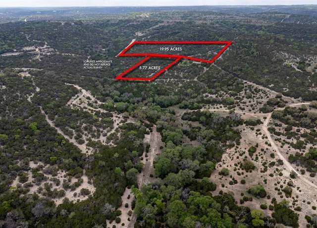 Property at 424 Armadillo Trail Dr E, Comfort, TX 78028