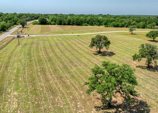 Property at 140 Bellwood Lake Ln, Bellville, TX 77418