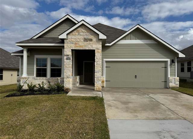 Property at 1712 Grimes Dr, Brenham, TX 77833, 4 beds, 2.5 baths
