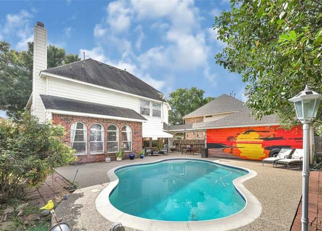 Property at 17410 Pikes Peek Ct, Tomball, TX 77377, 5 beds, 3.5 baths