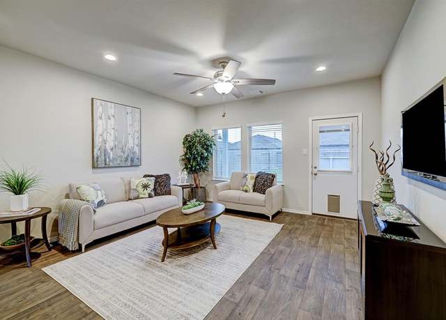 Property at 14242 W Pine Heart Dr, Conroe, TX 77302, 4 beds, 2.5 baths