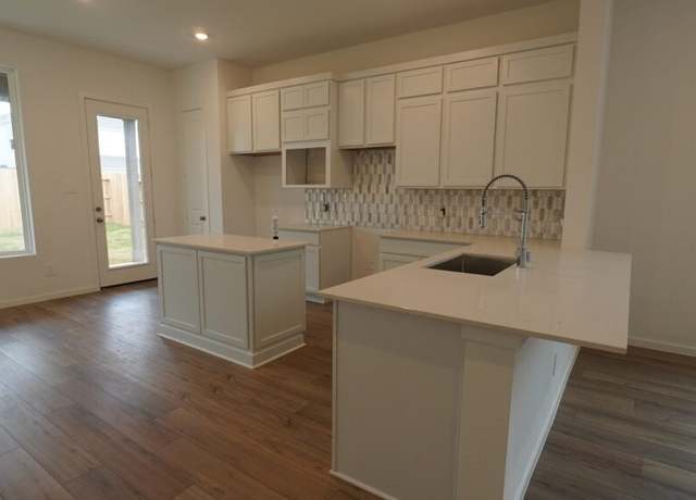 Property at 2208 Vargas St, TX 77363, 4 beds, 2 baths