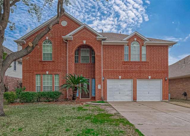 Property at 10210 Squirehill Ct, Houston, TX 77070, 4 beds, 3.5 baths