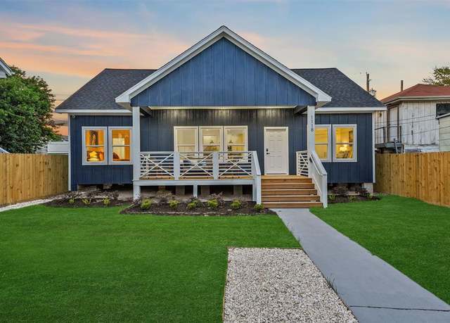 Property at 1118 Avenue M, Galveston, TX 77550, 3 beds, 2.5 baths
