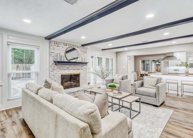 Property at 402 Bauxhall Ct, Katy, TX 77450, 4 beds, 3.5 baths