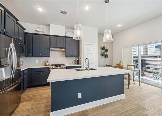 Property at 651 Press St, Houston, TX 77020, 3 beds, 2.5 baths