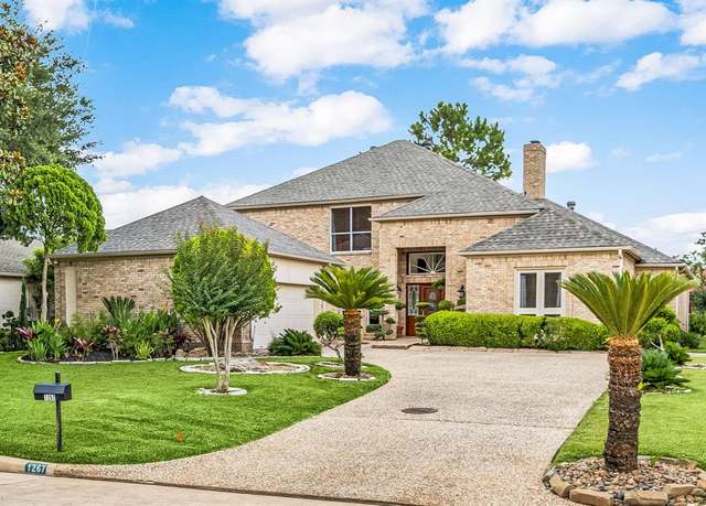 Property at 1267 Creekford Cir, Sugar Land, TX 77478, 4 beds, 3.5 baths