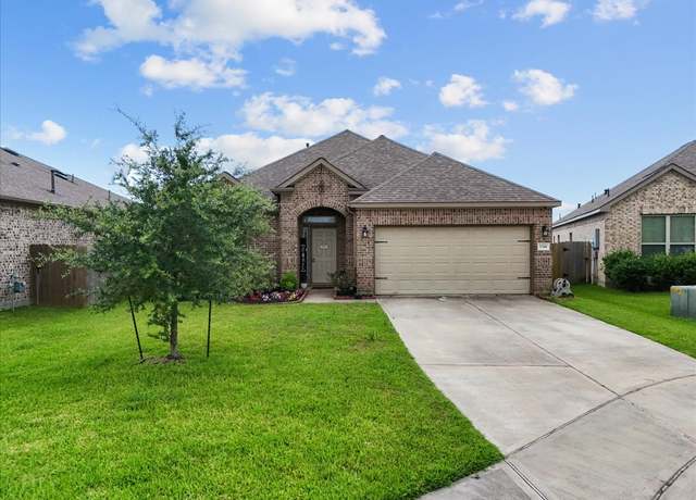Property at 5318 Decatur Ct, Dickinson, TX 77539, 3 beds, 2 baths