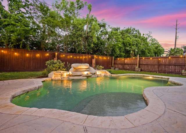 Property at 24126 Falcon Point Dr, Katy, TX 77494, 5 beds, 3.5 baths