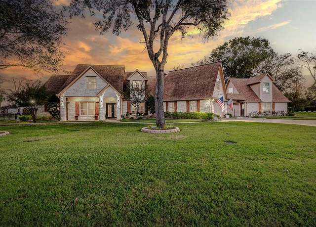 Property at 2714 W Trail Ct, Richmond, TX 77406, 4 beds, 4 baths
