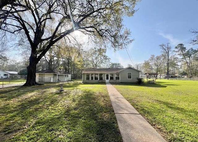 Property at 1295 Archie St, Vidor, TX 77662, 3 beds, 2 baths