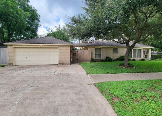 Property at 2210 Shadowbriar Dr, Houston, TX 77077, 4 beds, 3 baths