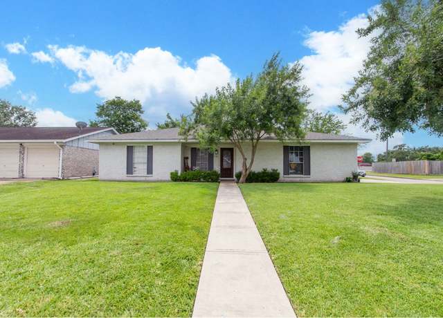 Property at 731 Rockbrook Dr, Houston, TX 77015, 4 beds, 2 baths