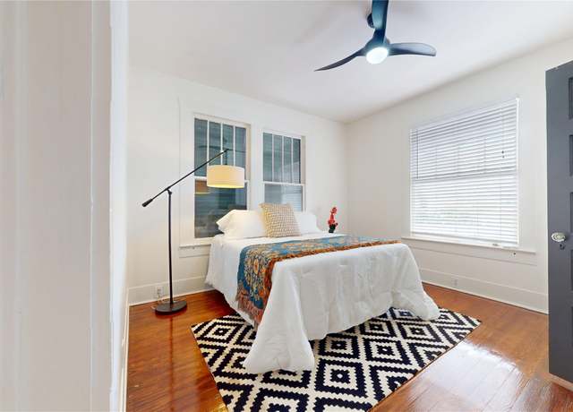 Property at 3306 Avenue Q 1/2, Galveston, TX 77550, 2 beds, 1 bath