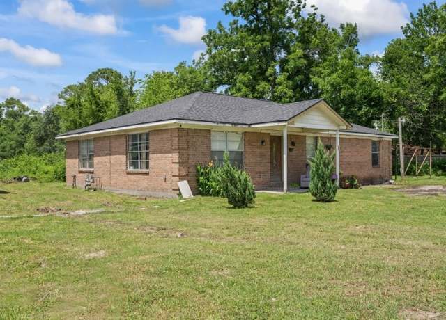 Property at 1449 Mesquite St, Houston, TX 77093, 5 beds, 3 baths