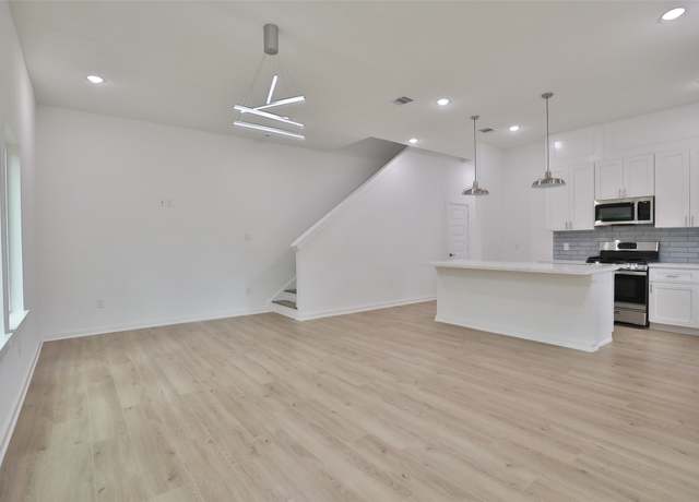 Property at 9343 Lavender St, North Houston, TX 77016, 3 beds, 2.5 baths