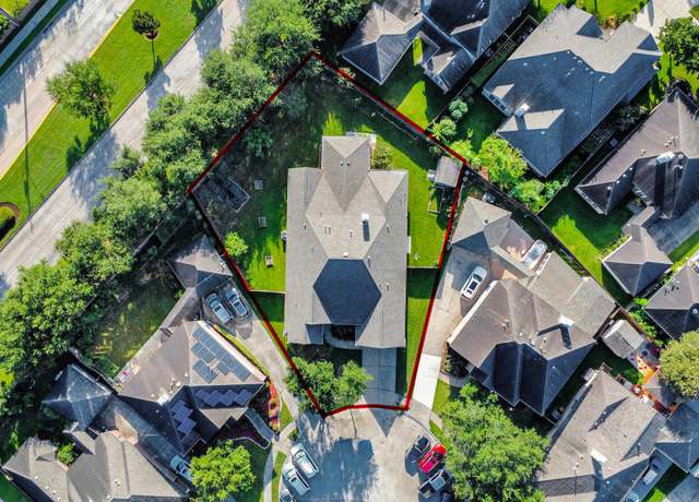 Property at 12223 Ayrshire Pl, Houston, TX 77089, 4 beds, 3 baths
