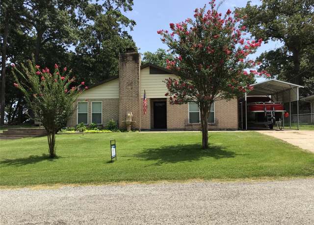 Property at 172 Elliott Cove Loop, Trinity, TX 75862, 3 beds, 2 baths