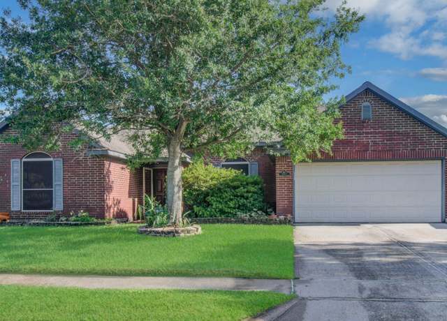 Property at 9540 Dry Springs Dr, La Porte, TX 77571, 4 beds, 2 baths
