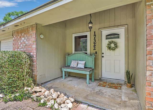 Property at 17322 Golf Club Dr, Crosby, TX 77532, 3 beds, 2 baths