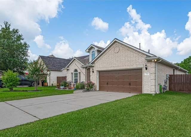 Property at 723 Hinsdale, Magnolia, TX 77354, 4 beds, 2 baths