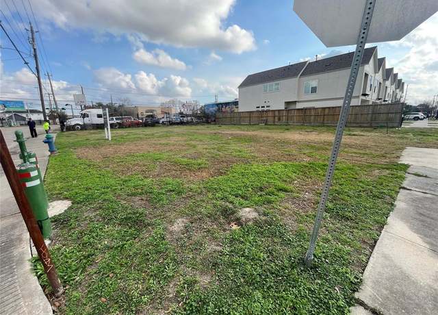 Property at 3700 Canal St, Houston, TX 77003
