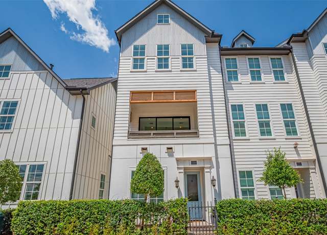 Property at 1205 Timbergrove Acres St, Houston, TX 77008, 3 beds, 3.5 baths