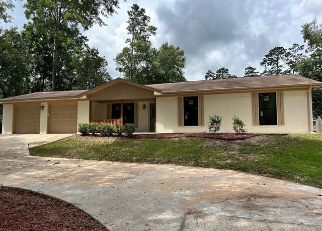 Property at 9096 N Comanche Cir, Willis, TX 77378, 3 beds, 2 baths