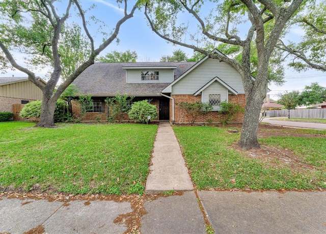 Property at 8335 Hazen St, Houston, TX 77036, 5 beds, 3.5 baths