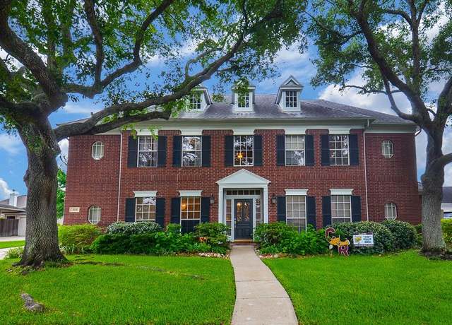 Property at 3510 S Lake Village Drive Dr, Katy, TX 77450, 5 beds, 3.5 baths