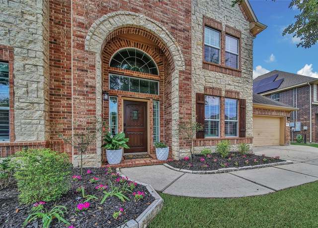 Property at 1113 Sydney Ln, Friendswood, TX 77546, 4 beds, 3.5 baths