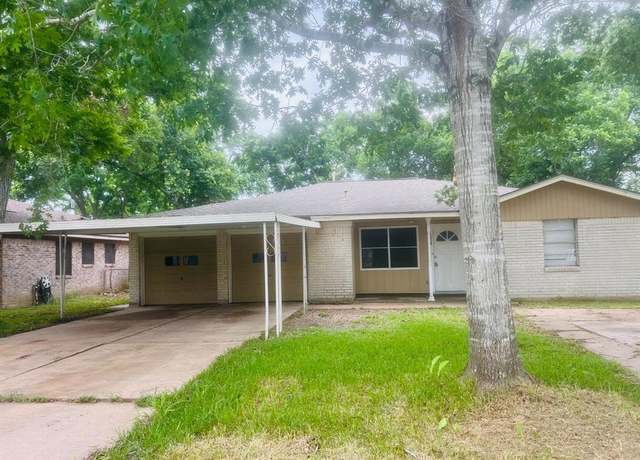 Property at 1229 Ramona St, Angleton, TX 77515, 3 beds, 2 baths
