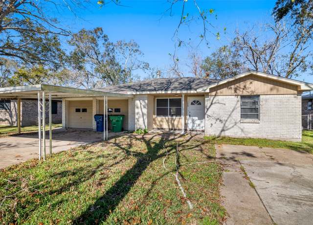Property at 1229 Ramona St, Angleton, TX 77515, 3 beds, 2 baths