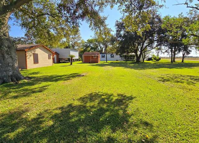 Property at 00 Avenue G E, Van Vleck, TX 77482