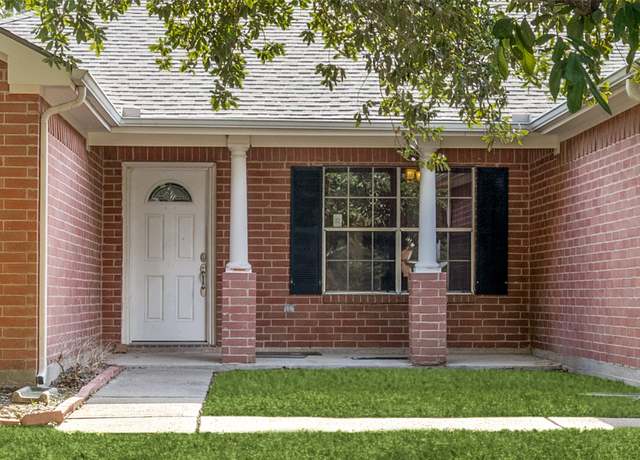 Property at 835 Victoria Lakes Dr, Katy, TX 77493, 4 beds, 3 baths