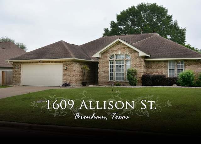Property at 1609 Allison St, Brenham, TX 77833, 3 beds, 2 baths
