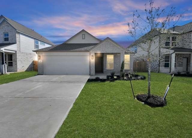 Property at 348 Ice Shore Trl, Dayton, TX 77535, 4 beds, 3 baths